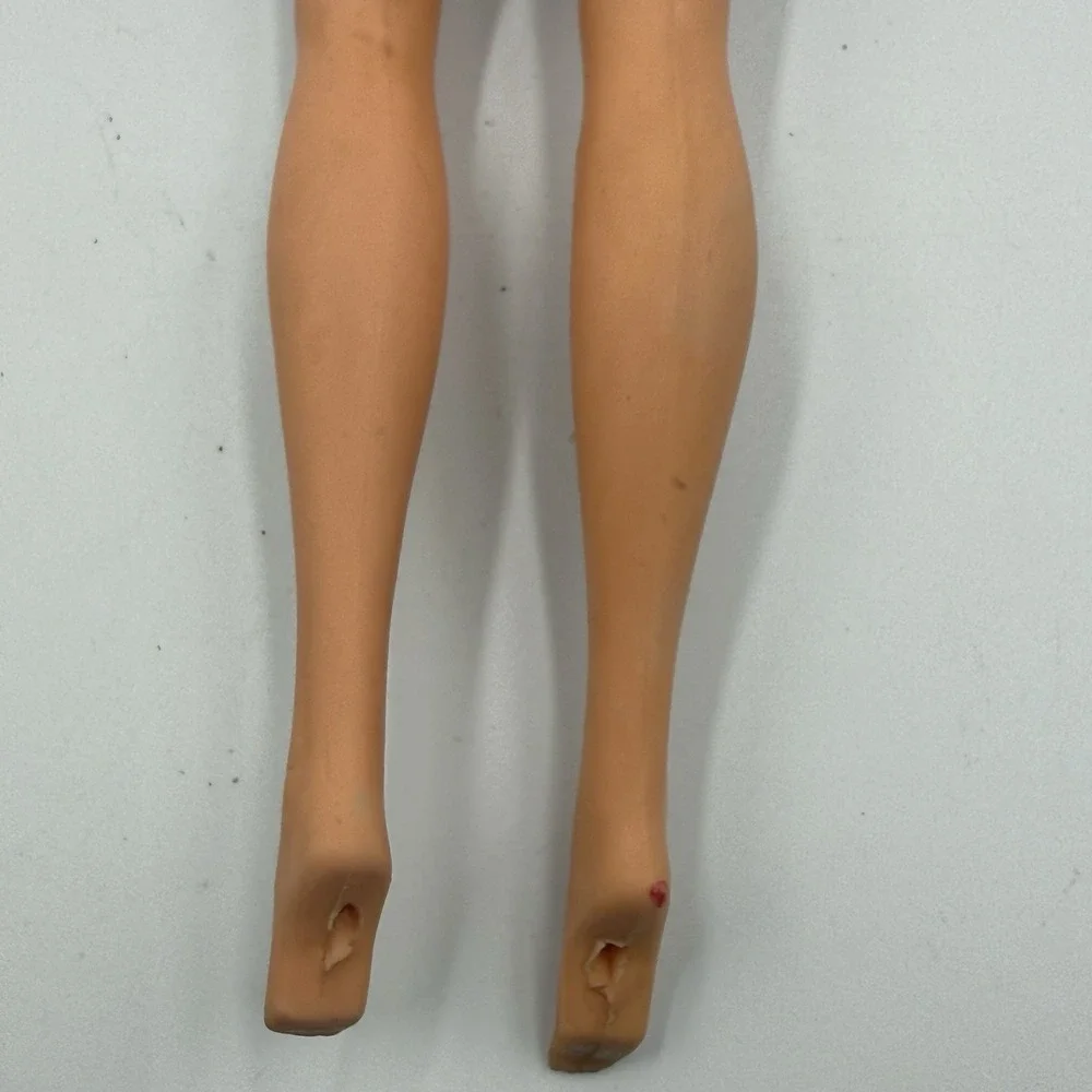 Vintage Mattel Barbie TNT  1966 Made In Japan Brunette Blue Eyes Rooted Lashes